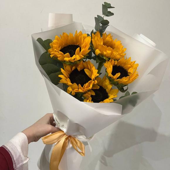 "Солнечное утро" |  букет с подсолнухами